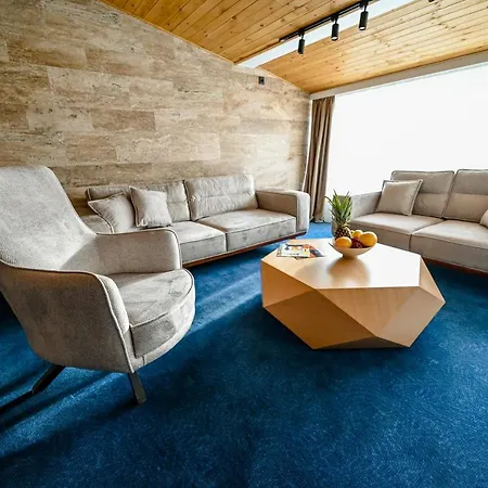 Borovi Forest & 4* Sjenica