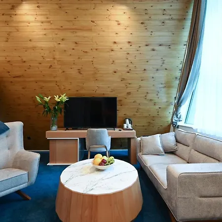 Borovi Forest & Hotel 4*