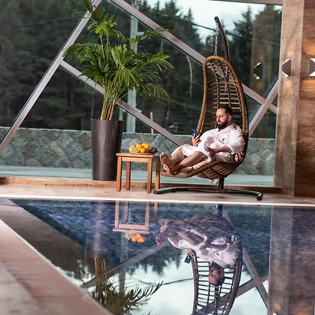 Borovi Forest & 酒店 谢尼察